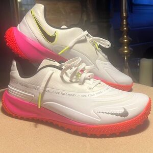 Nike Women’s Vapor Drive SE